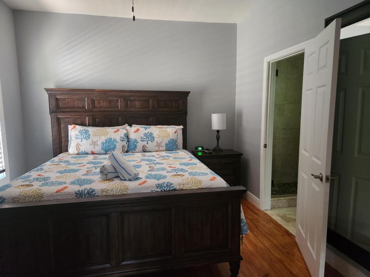 Courtney'S Place Historic Cottages & Inns Key West Exterior foto